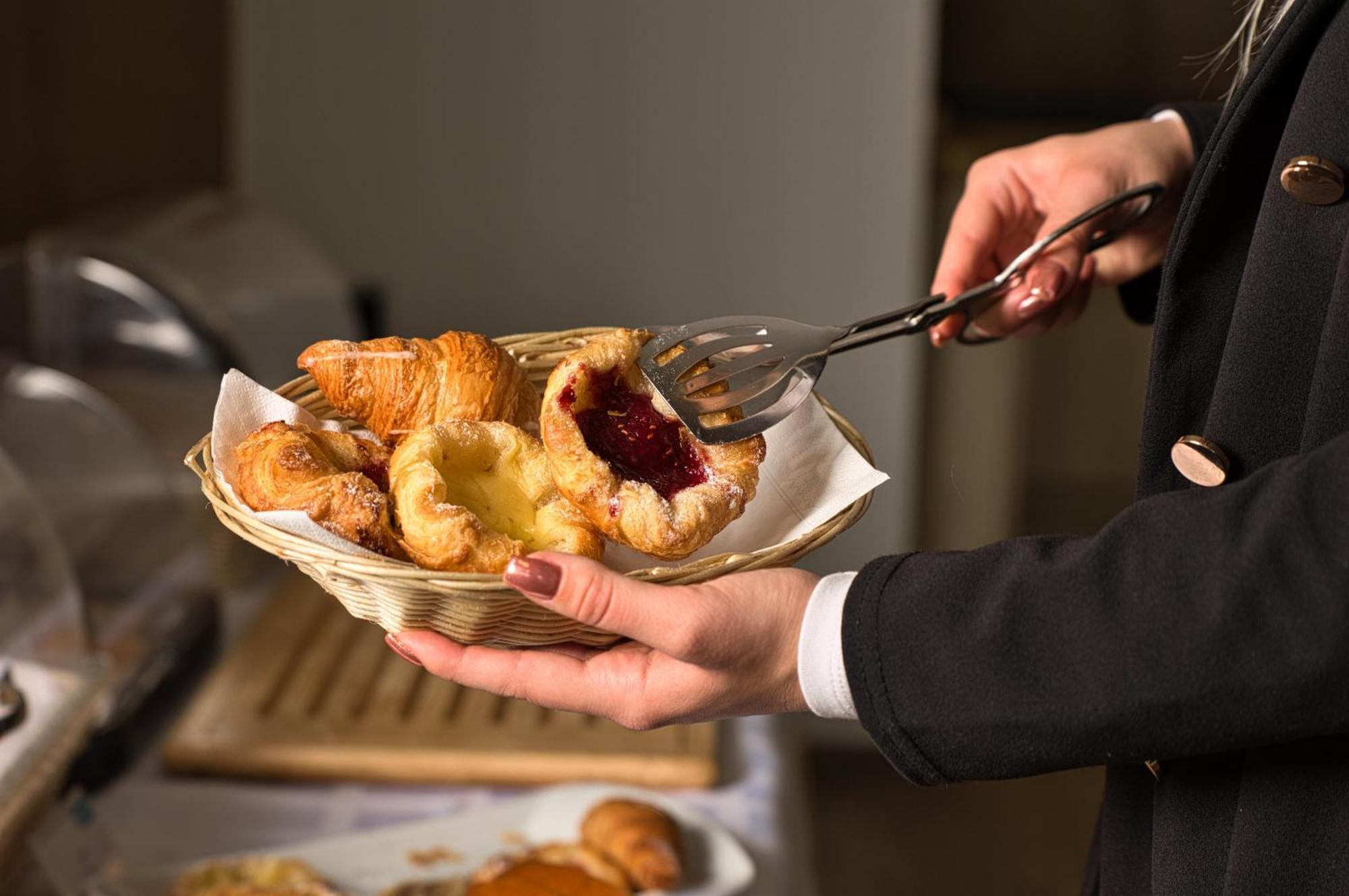 Akademia Hotel Balatonfüred Eksteriør bilde