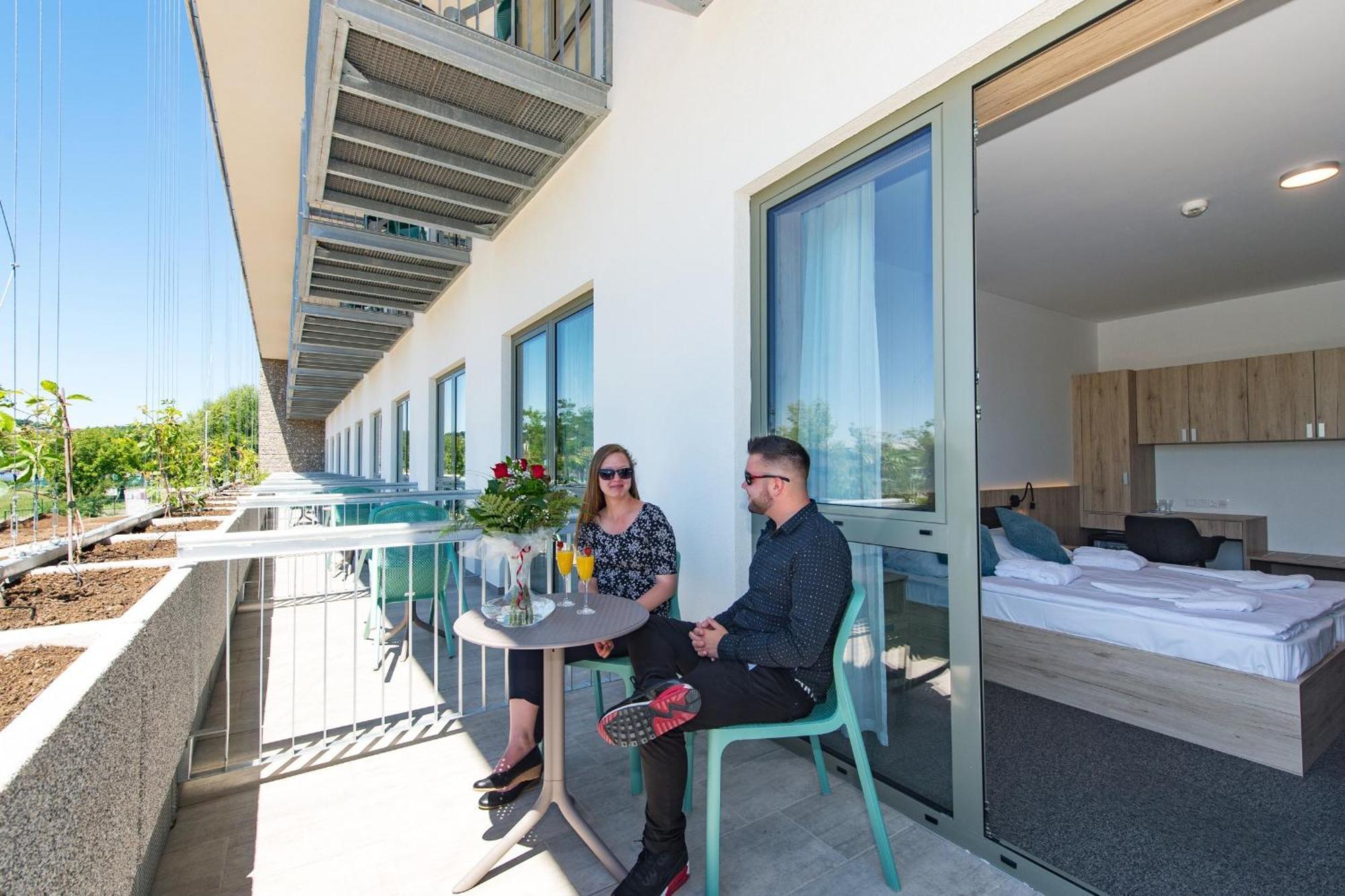 Akademia Hotel Balatonfüred Eksteriør bilde